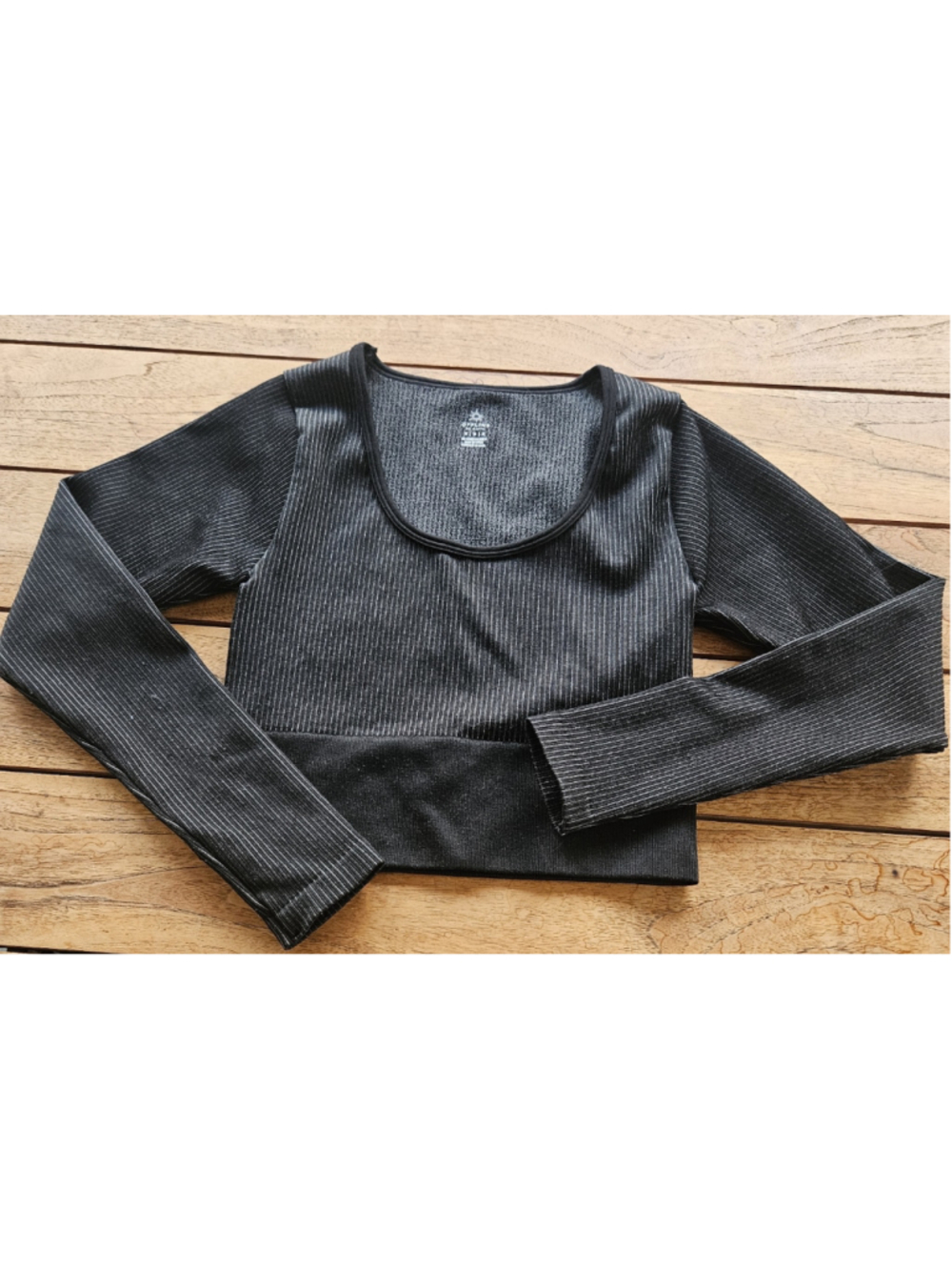 OFFLINE by Aerie Seamless Ribbed Crop Long Sleeve Top Size M